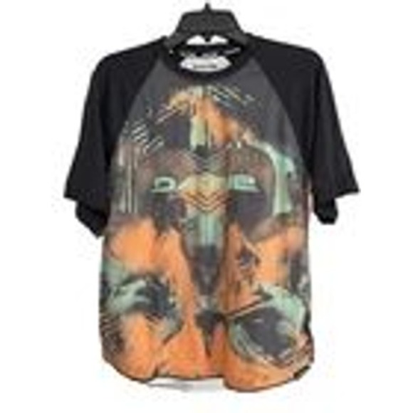 DAKINE Graphic Print Raglan T-Shirt‎ Men's Short Sleeve Casual Top Size Small - Picture 1 of 9